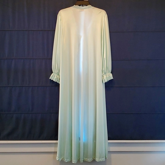 Vanity Fair Deadstock Night Robe LACY VTG Elegant Tie Front Pocket Pastel Green - Picture 11 of 15
